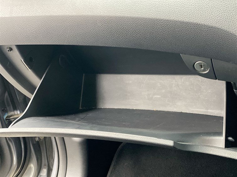 Used Hyundai Santa Fe 2018 for sale - 77910441: Photo 60