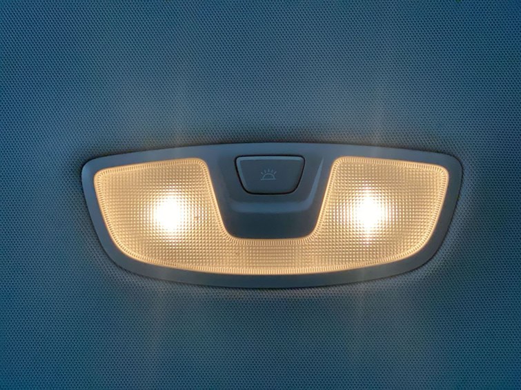 Used Hyundai Santa Fe 2018 for sale - 77910441: Photo 64