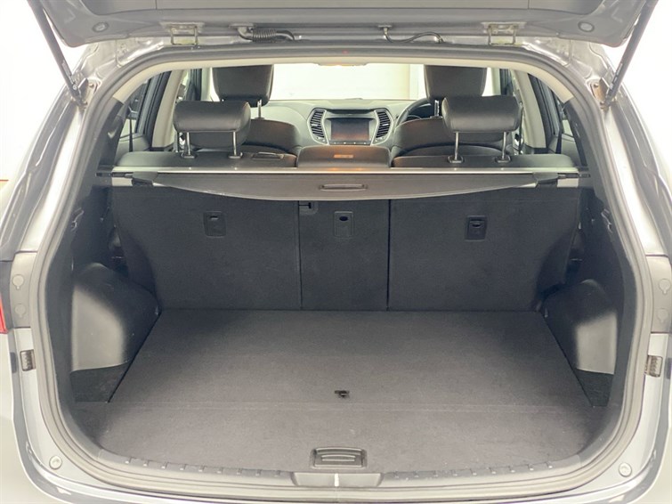 Used Hyundai Santa Fe 2018 for sale - 77910441: Photo 65