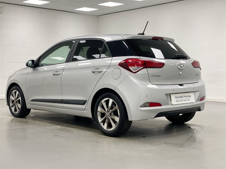 Used Hyundai i20 2017 for sale - 77359877: Photo 3