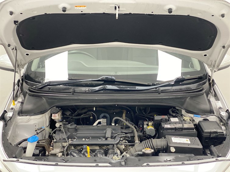 Used Hyundai i20 2017 for sale - 77359877: Photo 30