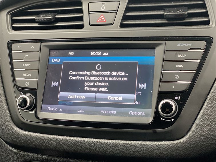 Used Hyundai i20 2017 for sale - 77359877: Photo 48