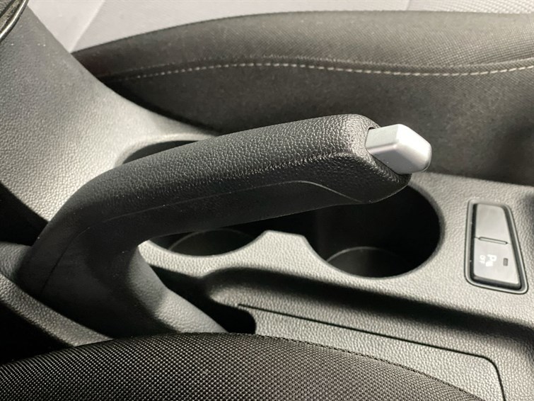 Used Hyundai i20 2017 for sale - 77359877: Photo 51