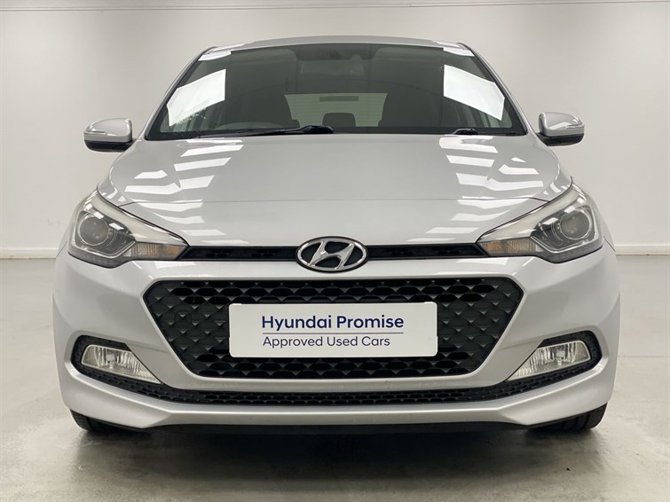 Used Hyundai i20 2017 for sale - 77359877: Photo 6
