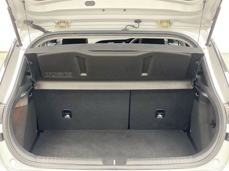 Used Hyundai i20 2017 for sale - 77359877: Photo 65