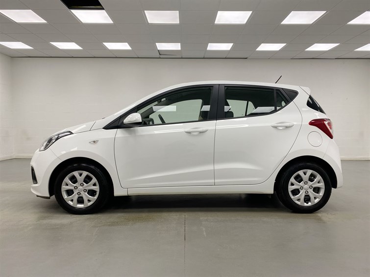 Used Hyundai i10 2015 for sale - 77210623: Photo 13