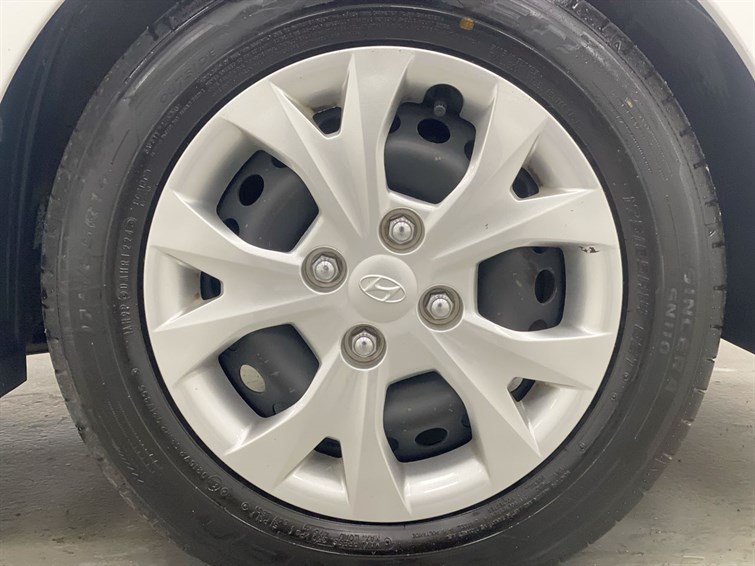 Used Hyundai i10 2015 for sale - 77210623: Photo 15