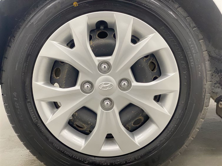 Used Hyundai i10 2015 for sale - 77210623: Photo 17