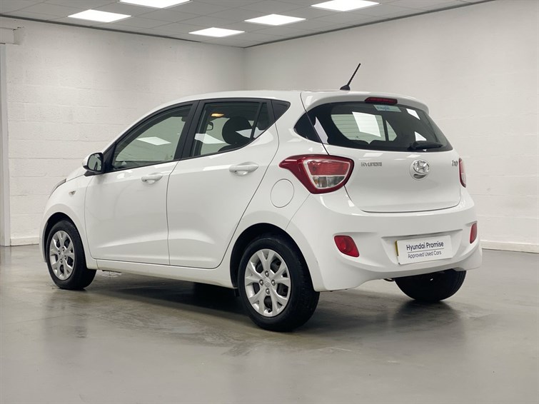 Used Hyundai i10 2015 for sale - 77210623: Photo 3