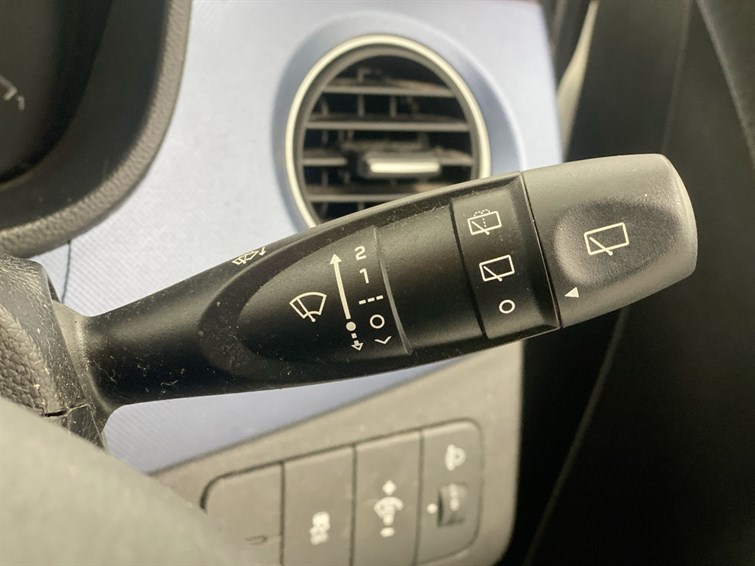 Used Hyundai i10 2015 for sale - 77210623: Photo 42