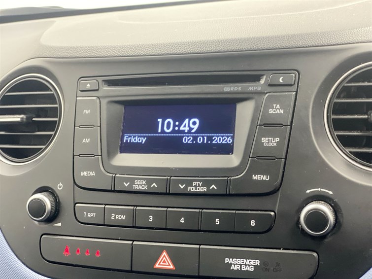 Used Hyundai i10 2015 for sale - 77210623: Photo 46