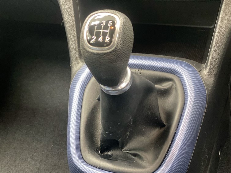 Used Hyundai i10 2015 for sale - 77210623: Photo 48