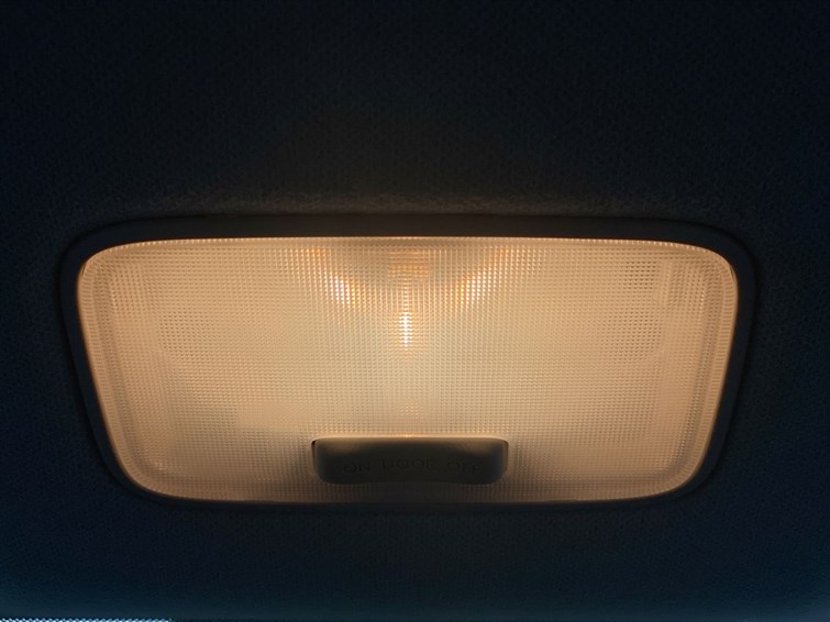 Used Hyundai i10 2015 for sale - 77210623: Photo 51