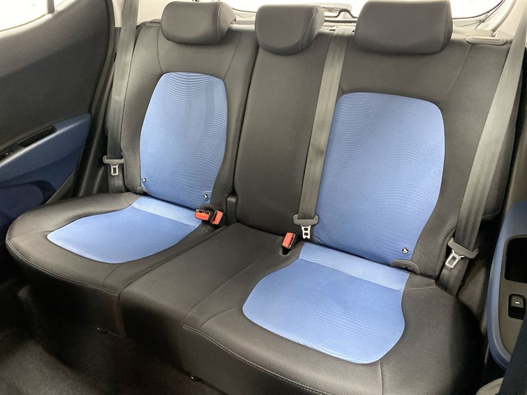 Used Hyundai i10 2015 for sale - 77210623: Photo 8