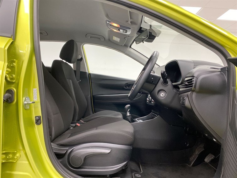 Used Hyundai i20 2024 for sale - 77210499: Photo 32