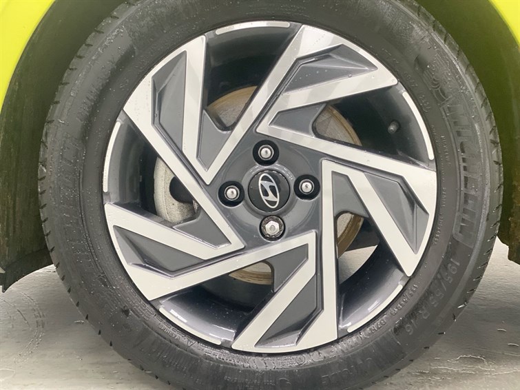 Used Hyundai i20 2024 for sale - 77210499: Photo 9