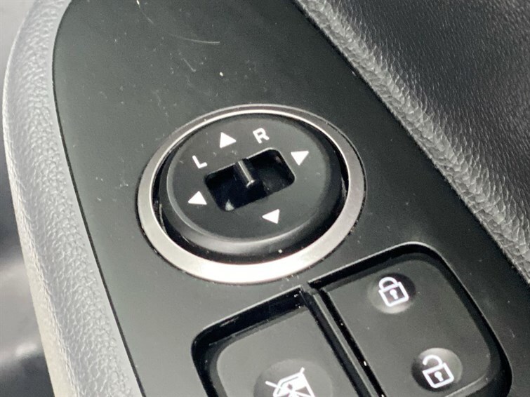 Used Hyundai i10 2018 for sale - 78081360: Photo 35