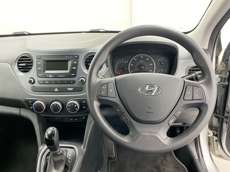 Used Hyundai i10 2018 for sale - 78081360: Photo 37