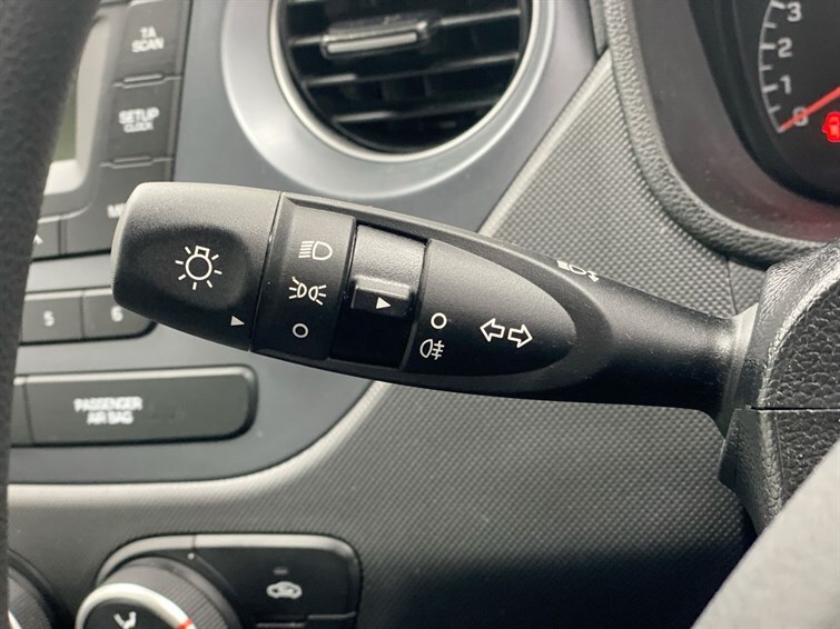 Used Hyundai i10 2018 for sale - 78081360: Photo 39