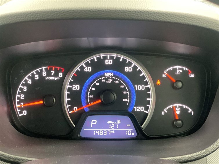 Used Hyundai i10 2018 for sale - 78081360: Photo 40