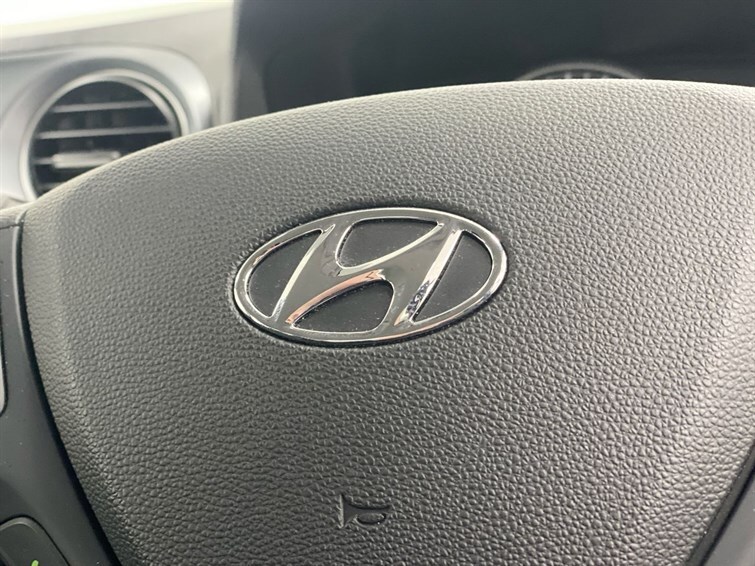 Used Hyundai i10 2018 for sale - 78081360: Photo 43