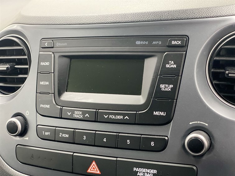 Used Hyundai i10 2018 for sale - 78081360: Photo 45