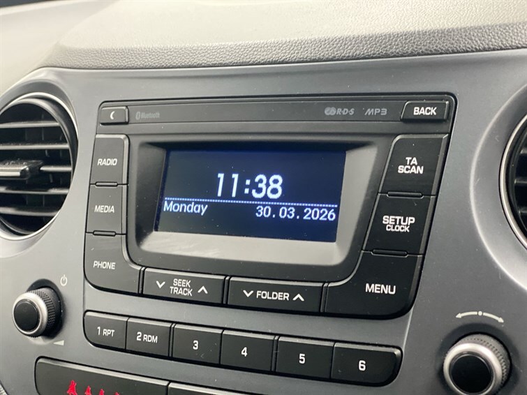 Used Hyundai i10 2018 for sale - 78081360: Photo 46