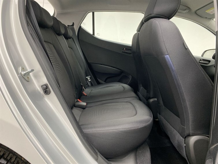 Used Hyundai i10 2018 for sale - 78081360: Photo 62