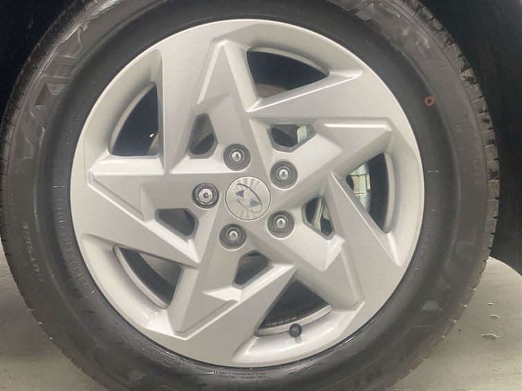 Used Hyundai KONA 2025 for sale - 77210649: Photo 15