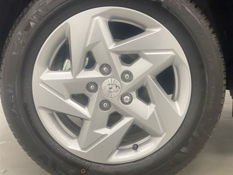 Used Hyundai KONA 2025 for sale - 77210649: Photo 17