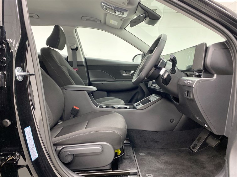 Used Hyundai KONA 2025 for sale - 77210649: Photo 32