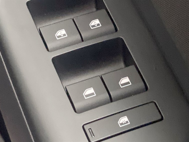 Used Hyundai KONA 2025 for sale - 77210649: Photo 34