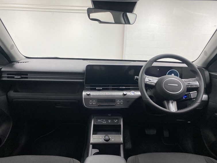 Used Hyundai KONA 2025 for sale - 77210649: Photo 4