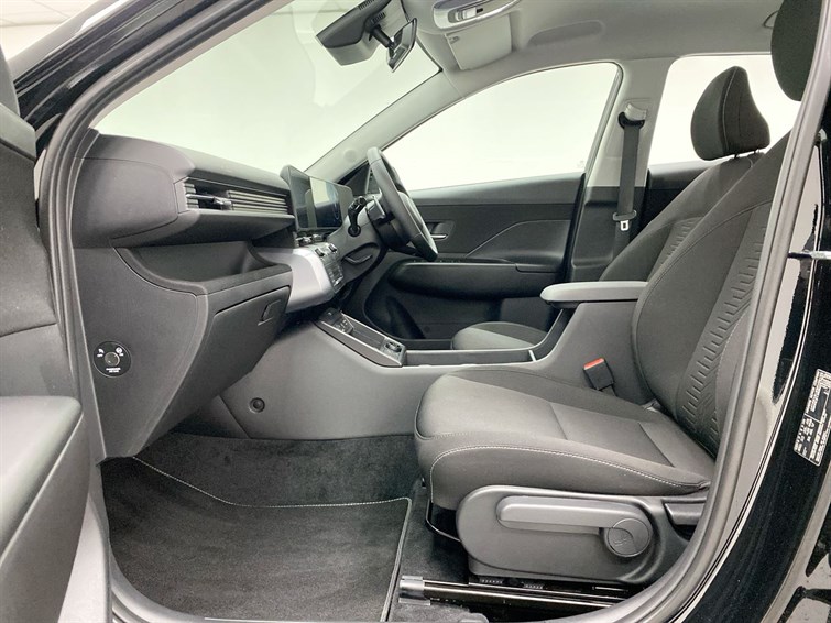 Used Hyundai KONA 2025 for sale - 77210649: Photo 54