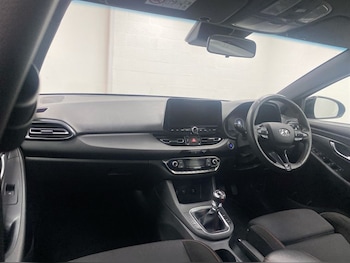 Used Hyundai i30 2022 for sale - 77210660: Photo