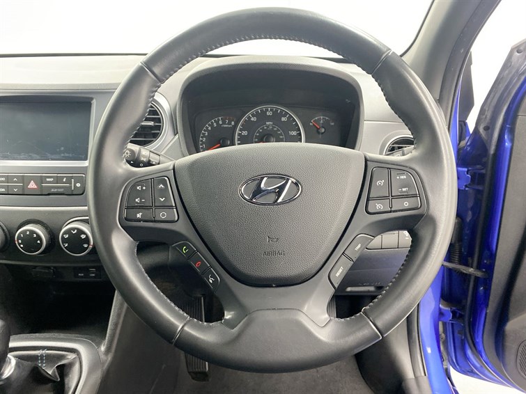 Used Hyundai i10 2018 for sale - 77292787: Photo 44