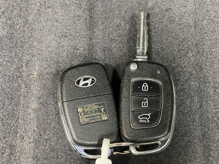 Used Hyundai i10 2018 for sale - 77292787: Photo 63