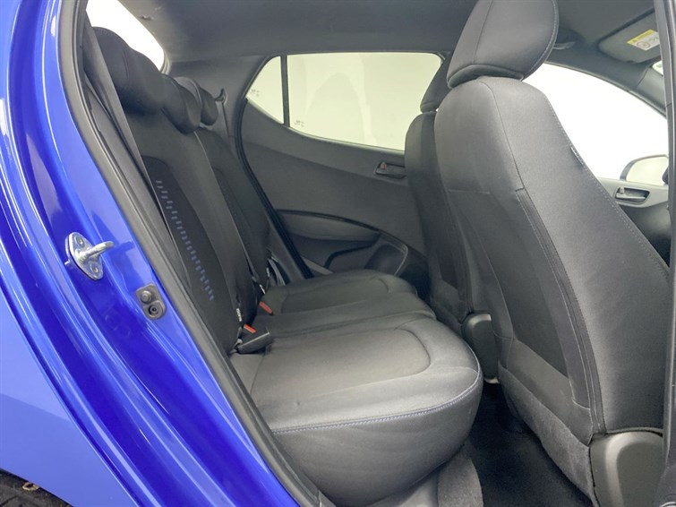 Used Hyundai i10 2018 for sale - 77292787: Photo 64