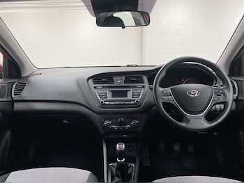 Used Hyundai i20 2016 for sale - 79203459: Photo