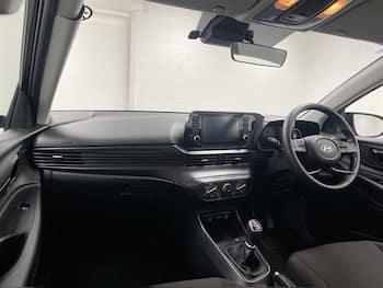 Used Hyundai i20 2024 for sale - 79510361: Photo