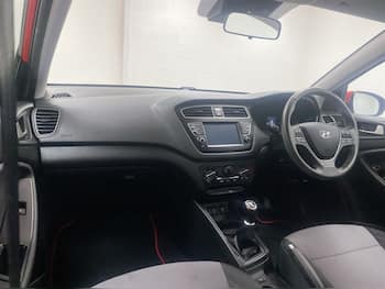 Used Hyundai i20 2018 for sale - 79623144: Photo