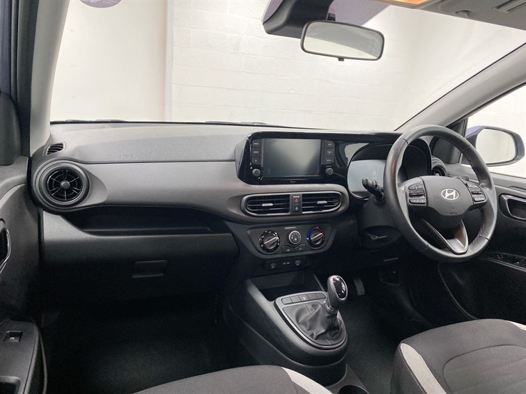 Used Hyundai i10 2024 for sale - 78117364: Photo 2