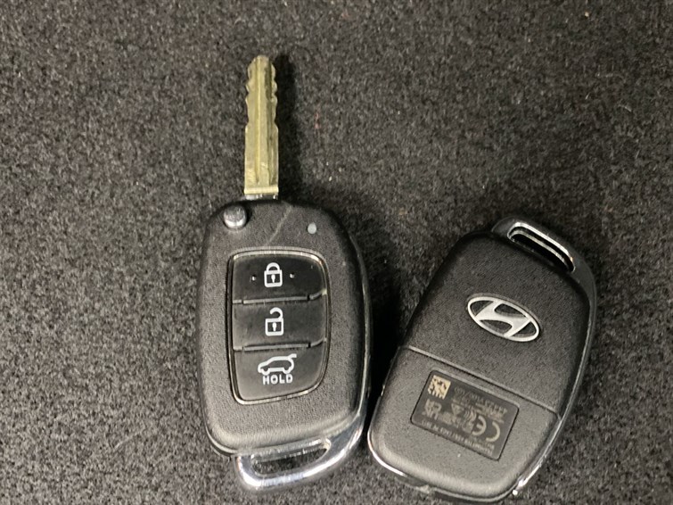 Used Hyundai i10 2024 for sale - 78117364: Photo 61