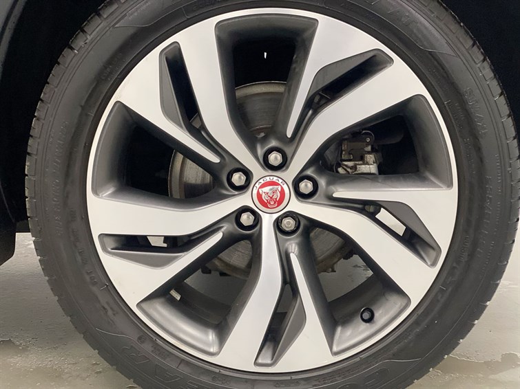 Used Jaguar E-Pace 2023 for sale - 77210469: Photo 19