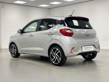 Used Hyundai i10 2020 for sale - 78277401: Photo