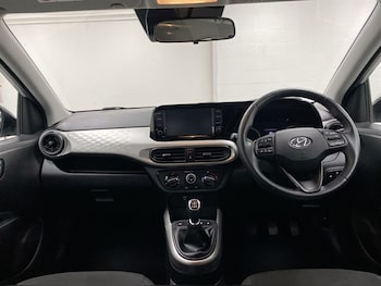 Used Hyundai i10 2020 for sale - 78277401: Photo