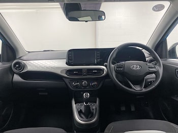 Used Hyundai i10 2020 for sale - 79249958: Photo