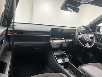 Used Hyundai KONA 2024 for sale - 77239230: Photo