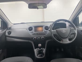 Used Hyundai i10 2019 for sale - 79768270: Photo