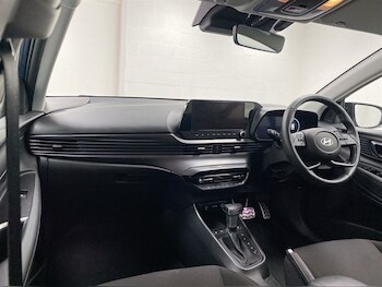 Used Hyundai BAYON 2024 for sale - 77210538: Photo